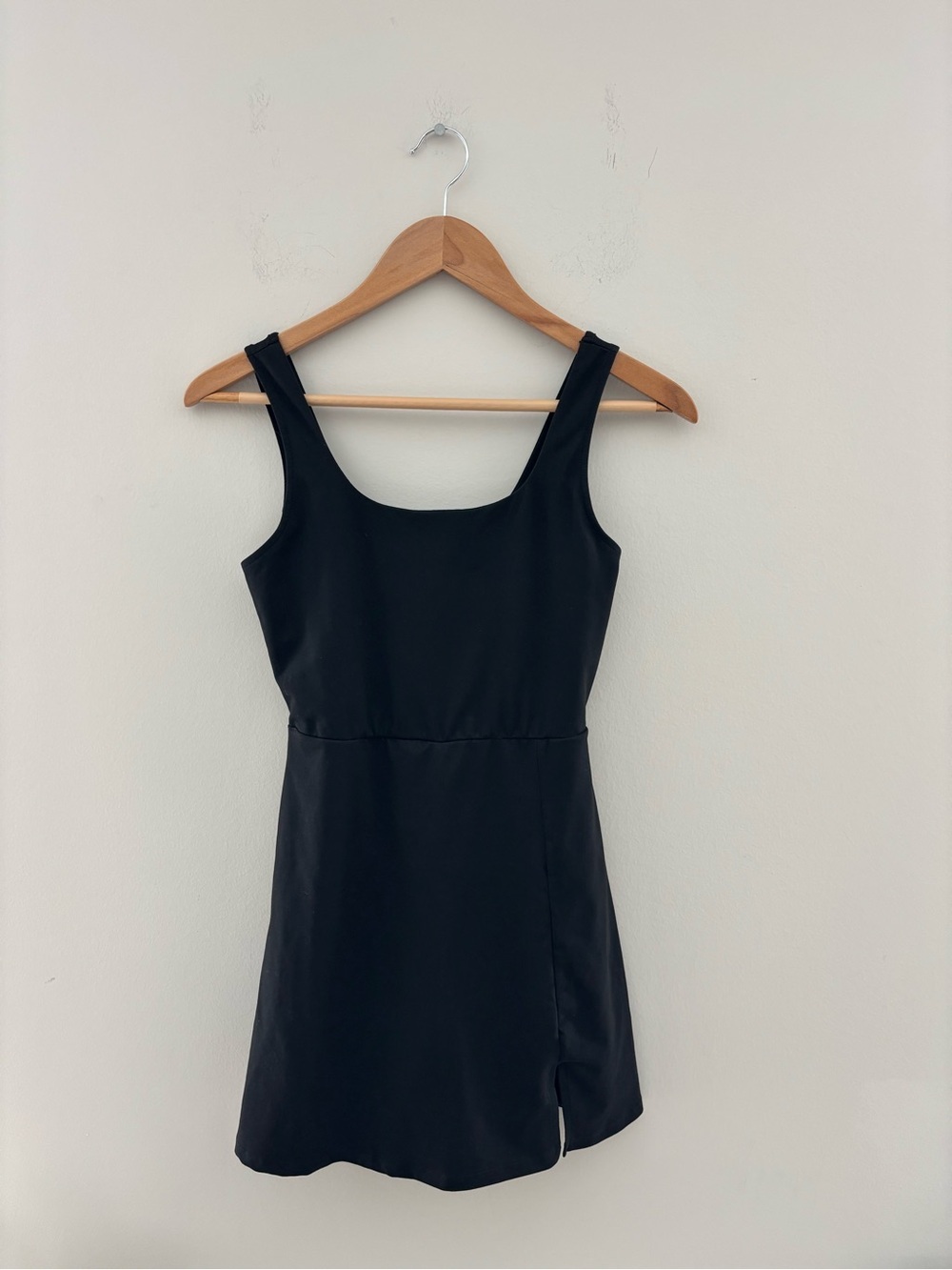 Ofeefan Black Athletic Dress Womens Small Built-In Shorts Sleeveless Active Dres